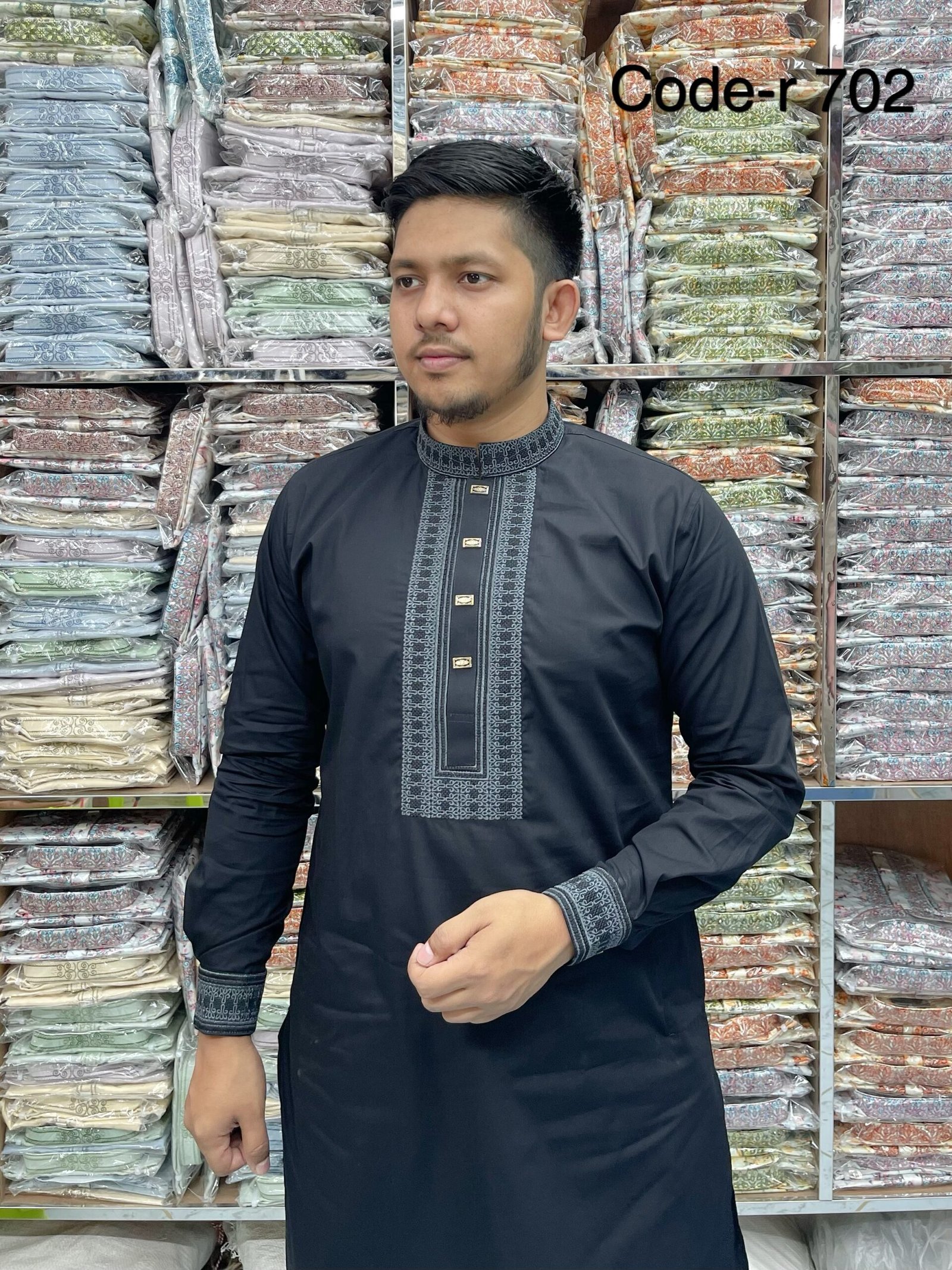 RS Platinam – Code 702 ( Black )